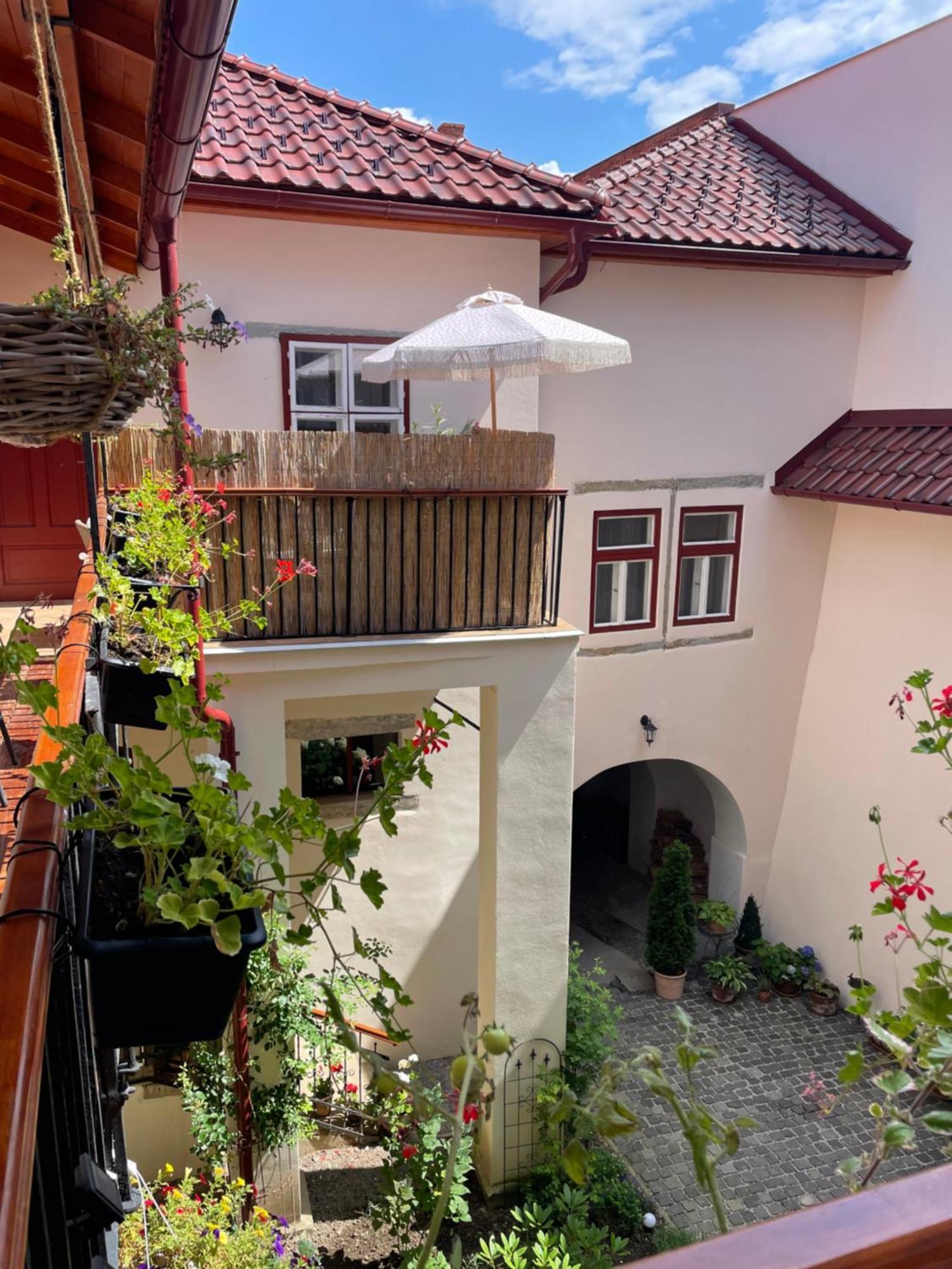Historical Zaffir House - Market Square Levoča Extérieur photo